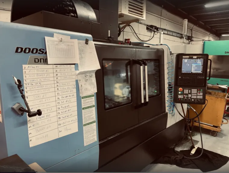 Nouveau centre d'usinage 4 axes DOOSAN à Varces-Allières-et-Risset., Isère, JLS Mécanique