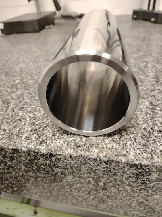 Réalisation d'une Chemise d'Arbre Polie , Isère, JLS Mécanique